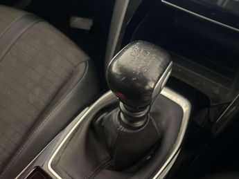 Peugeot 2008 1.2 PureTech Allure SUV 5dr Petrol Manual Euro 6 (s/s) (100 ps)