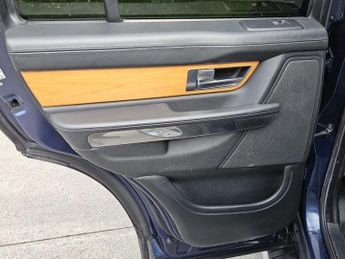 Land Rover Range Rover Sport 3.0 SD V6 HSE Black Auto 4WD Euro 5 5dr