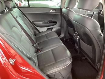 Kia Sportage 1.7 CRDi 3 DCT Euro 6 (s/s) 5dr