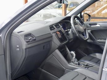 Volkswagen Tiguan 2.0 TSI R DSG 4Motion Euro 6 (s/s) 5dr