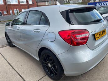 Mercedes-Benz A Class 1.5 A180 CDI Sport 7G-DCT Euro 5 (s/s) 5dr
