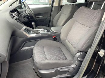 Peugeot 3008 1.6 e-HDi Active EGC Euro 5 (s/s) 5dr