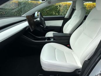 Tesla Model 3 (Dual Motor) Performance Auto 4WDE 4dr (Performance Upgrade)