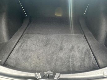 Tesla Model 3 (Dual Motor) Performance Auto 4WDE 4dr (Performance Upgrade)