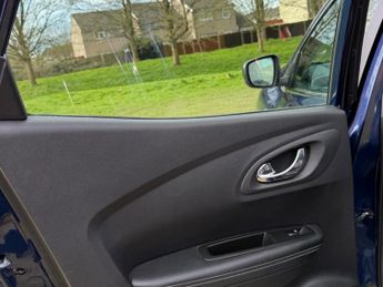 Renault Kadjar 1.3 TCe Signature Nav Euro 6 (s/s) 5dr