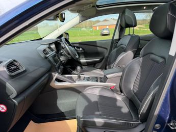 Renault Kadjar 1.3 TCe Signature Nav Euro 6 (s/s) 5dr