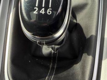 Renault Kadjar 1.3 TCe Signature Nav Euro 6 (s/s) 5dr