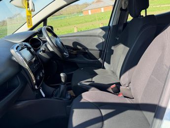 Renault Clio 0.9 TCe Dynamique MediaNav Euro 5 (s/s) 5dr