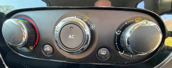 Renault Clio 0.9 TCe Dynamique MediaNav Euro 5 (s/s) 5dr
