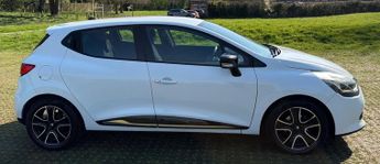 Renault Clio 0.9 TCe Dynamique MediaNav Euro 5 (s/s) 5dr