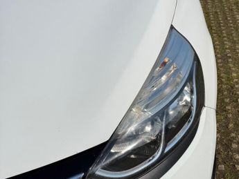 Renault Clio 0.9 TCe Dynamique MediaNav Euro 5 (s/s) 5dr