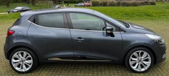 Renault Clio 0.9 TCe Iconic Euro 6 (s/s) 5dr