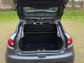 Renault Clio 0.9 TCe Iconic Euro 6 (s/s) 5dr