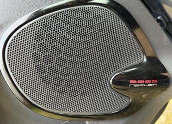 Renault Clio 0.9 TCe Iconic Euro 6 (s/s) 5dr