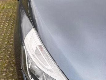 Renault Clio 0.9 TCe Iconic Euro 6 (s/s) 5dr