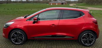 Renault Clio 0.9 TCe Iconic Euro 6 (s/s) 5dr