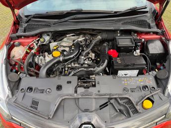 Renault Clio 0.9 TCe Iconic Euro 6 (s/s) 5dr