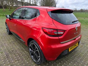 Renault Clio 0.9 TCe Iconic Euro 6 (s/s) 5dr