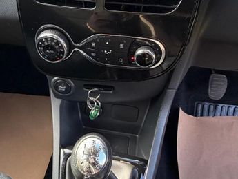 Renault Clio 0.9 TCe Dynamique S MediaNav Euro 5 (s/s) 5dr