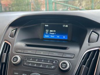 Ford Focus 1.5 TDCi Zetec Hatchback 5dr Diesel Manual Euro 6 (s/s) (120 ps)