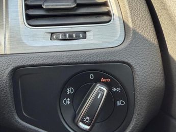 Volkswagen Golf 1.2 TSI BlueMotion Tech S DSG Euro 5 (s/s) 5dr