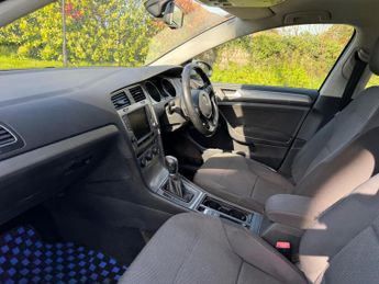 Volkswagen Golf 1.2 TSI BlueMotion Tech S DSG Euro 5 (s/s) 5dr