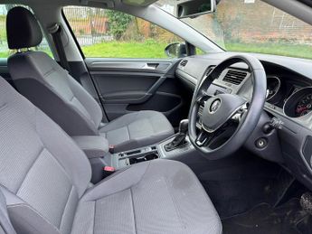 Volkswagen Golf 1.2 TSI BlueMotion Tech S DSG Euro 5 (s/s) 5dr