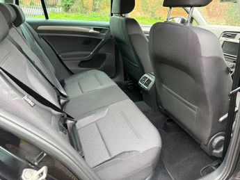 Volkswagen Golf 1.2 TSI BlueMotion Tech S DSG Euro 5 (s/s) 5dr