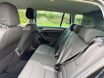 Volkswagen Golf 1.2 TSI BlueMotion Tech S DSG Euro 5 (s/s) 5dr