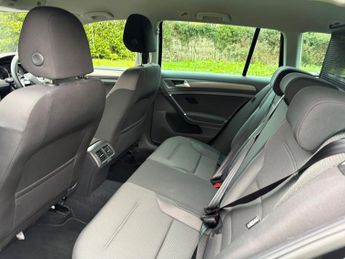Volkswagen Golf 1.2 TSI BlueMotion Tech S DSG Euro 5 (s/s) 5dr