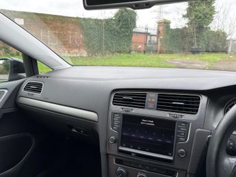 Volkswagen Golf 1.2 TSI BlueMotion Tech S DSG Euro 5 (s/s) 5dr