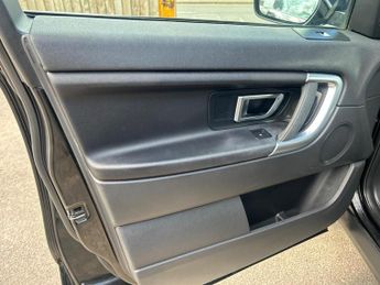 Land Rover Discovery Sport 2.0 TD4 SE Tech Auto 4WD Euro 6 (s/s) 5dr