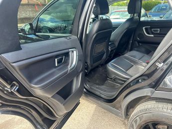 Land Rover Discovery Sport 2.0 TD4 SE Tech Auto 4WD Euro 6 (s/s) 5dr