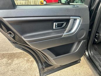 Land Rover Discovery Sport 2.0 TD4 SE Tech Auto 4WD Euro 6 (s/s) 5dr