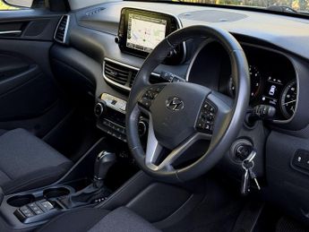 Hyundai TUCSON 1.6 CRDi MHEV SE Nav DCT Euro 6 (s/s) 5dr