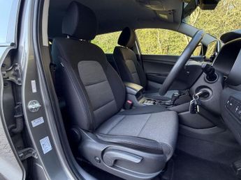 Hyundai TUCSON 1.6 CRDi MHEV SE Nav DCT Euro 6 (s/s) 5dr