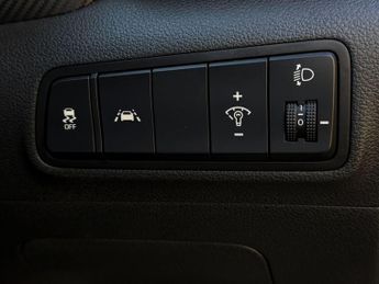 Hyundai TUCSON 1.6 CRDi MHEV SE Nav DCT Euro 6 (s/s) 5dr