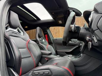 Mercedes-Benz GLA 2.0 GLA45 AMG SpdS DCT 4MATIC Euro 6 (s/s) 5dr