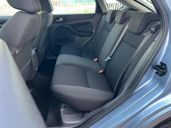 Ford Focus 1.6 Zetec Climate 5dr