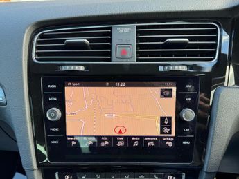 Volkswagen Golf 1.5 TSI EVO R-Line DSG Euro 6 (s/s) 5dr