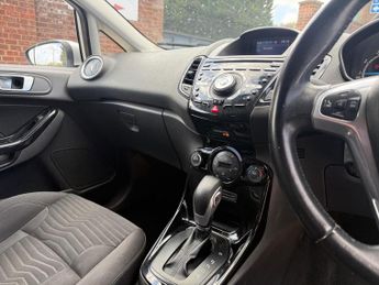Ford Fiesta 1.6 Titanium Powershift Euro 5 5dr