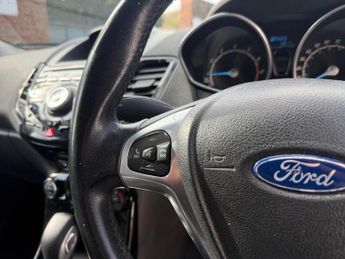 Ford Fiesta 1.6 Titanium Powershift Euro 5 5dr