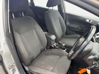 Ford Fiesta 1.6 Titanium Powershift Euro 5 5dr