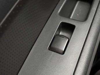 Nissan X-Trail 2.0 dCi Tekna Auto 4WD Euro 5 5dr (AVM)