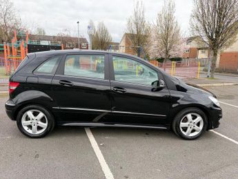 Mercedes-Benz B Class 2.0 B200 CDI Sport MPV 5dr Diesel CVT (164 g/km, 140 bhp)