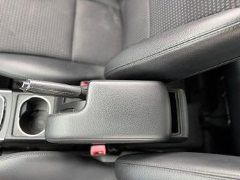 Mercedes-Benz B Class 2.0 B200 CDI Sport MPV 5dr Diesel CVT (164 g/km, 140 bhp)