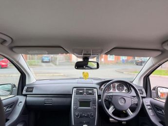 Mercedes-Benz B Class 2.0 B200 CDI Sport MPV 5dr Diesel CVT (164 g/km, 140 bhp)