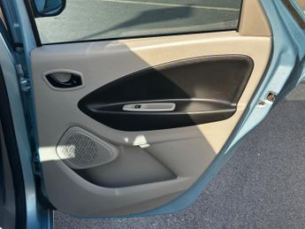 Renault Zoe 22kWh Dynamique Intens Hatchback 5dr Electric Auto (Battery Leas