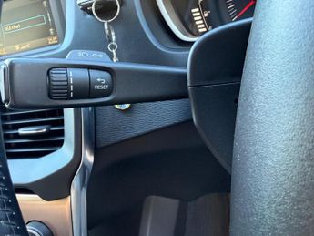 Volvo V40 Cross Country 1.6 D2 Lux Powershift Euro 5 (s/s) 5dr