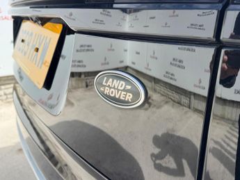 Land Rover Range Rover Velar 2.0 D180 R-Dynamic SE Auto 4WD Euro 6 (s/s) 5dr